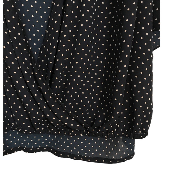 NWT Sanctuary flutter sleeve dot print blouse 2X - Picture 4 of 6